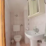 Family Friendly With A Swimming Pool Businci, Ciovo - 11232 公寓