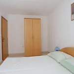 Family Friendly With A Swimming Pool Businci, Ciovo - 11232 公寓
