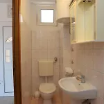 Family Friendly With A Swimming Pool Businci, Ciovo - 11232 公寓 特罗吉尔