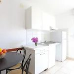 Апартаменты Family Friendly With A Swimming Pool Businci, Ciovo - 11232