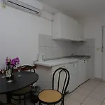 Апартаменты Family Friendly With A Swimming Pool Businci, Ciovo - 11232 Трогир
