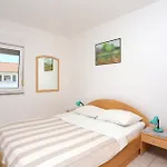Апартаменты Family Friendly With A Swimming Pool Businci, Ciovo - 11232 *