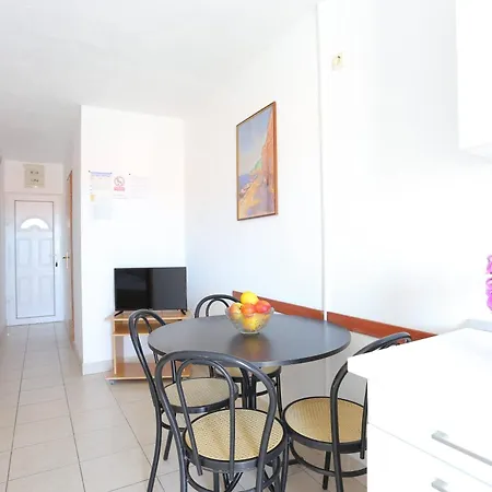 Family Friendly With A Swimming Pool Businci, Ciovo - 11232 Apartamento *
