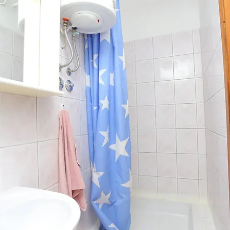 Apartamento Family Friendly With A Swimming Pool Businci, Ciovo - 11232
