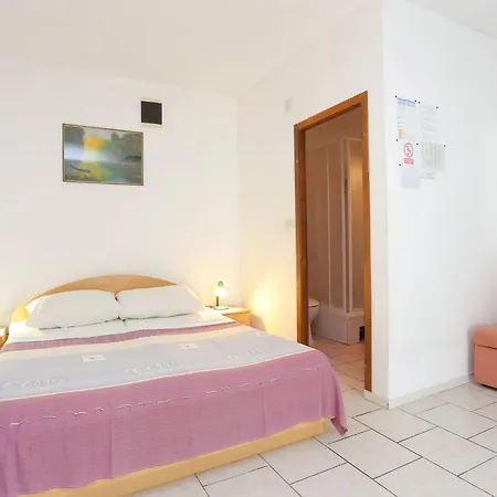 Family Friendly With A Swimming Pool Businci, Ciovo - 11232 *