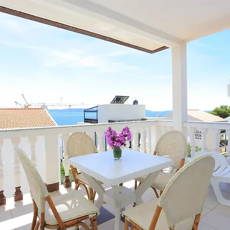 Family Friendly With A Swimming Pool Businci, Ciovo - 11232 Trogir