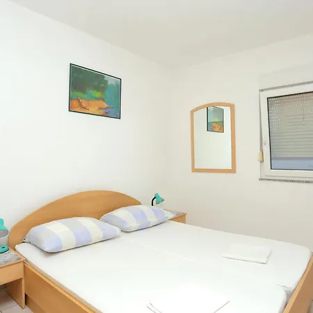 Family Friendly With A Swimming Pool Businci, Ciovo - 11232 Apartman *
