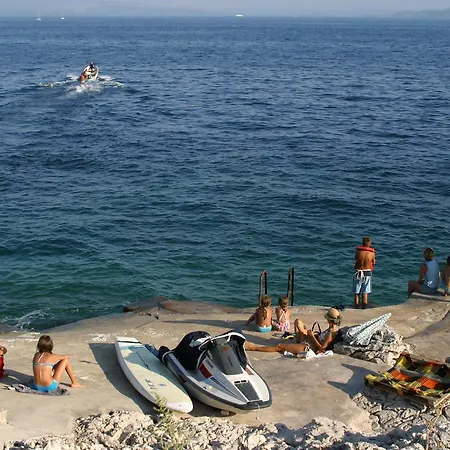 Family Friendly With A Swimming Pool Businci, Ciovo - 11232 Apartman Trogir
